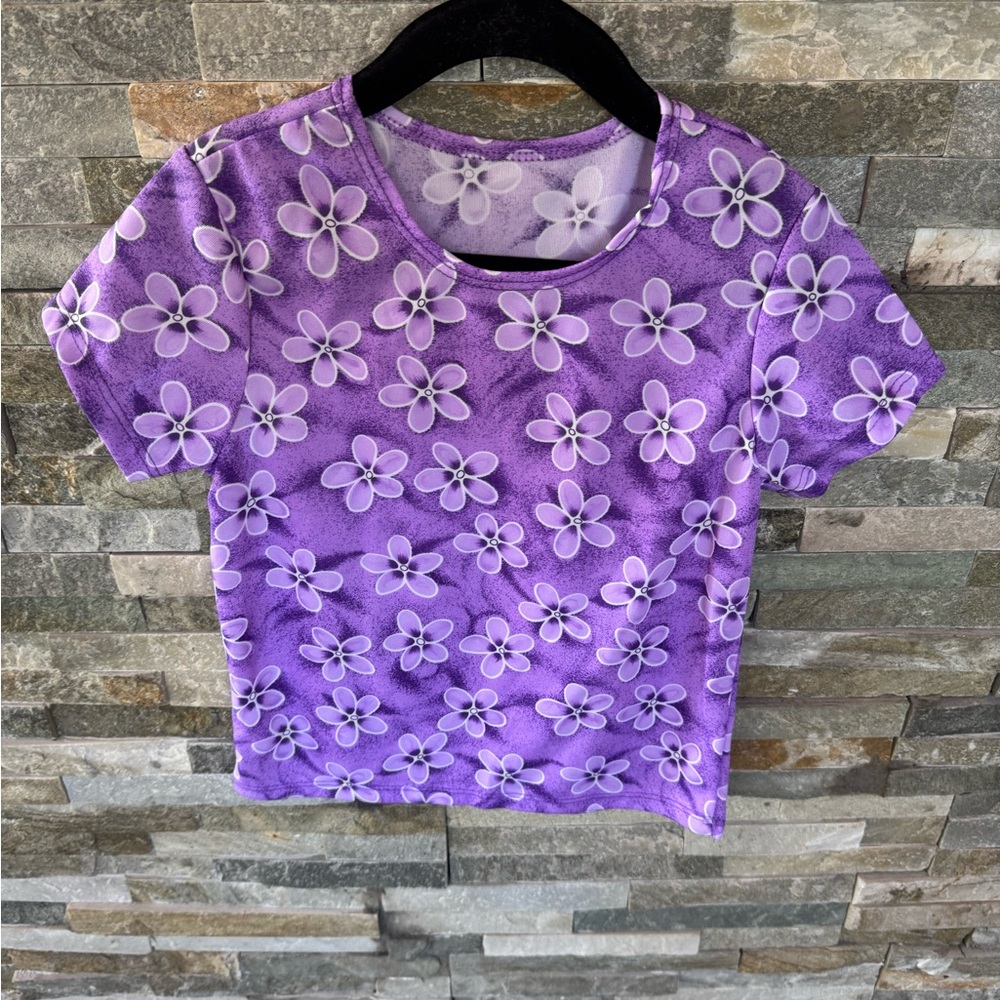 🔴$3 bundle only 🔴 Purple Floral Short Sleeve Top